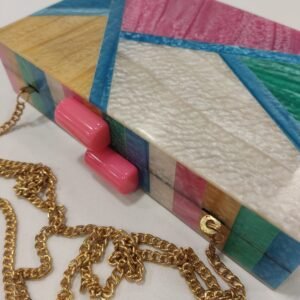 cartera-mano-clutch-anacarado-resina-multicolor-rosa-mostaza-verde-azul-blanco-tacones-laura-mod-10-367-1