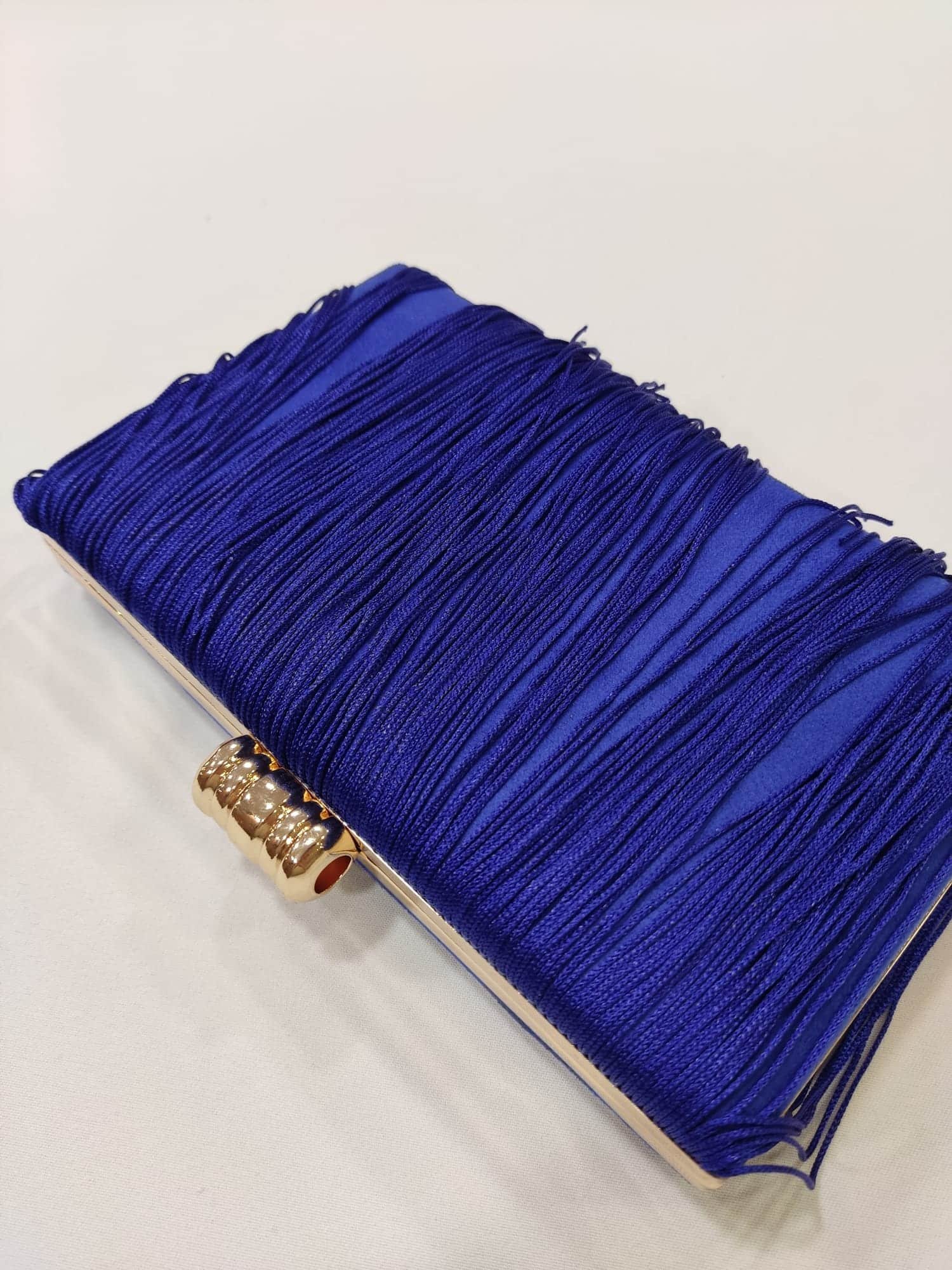 cartera-mano-clutch-flecos-azul-klein-azulon-tacones-laura-mod-19-150-4