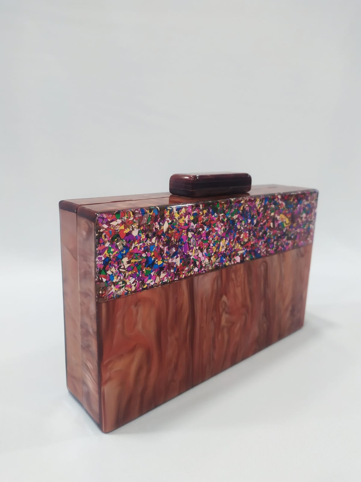 cartera-mano-clutch-nacar-anacarado-anaranjado-brilli-multicolor-tacones-laura-109-06-3