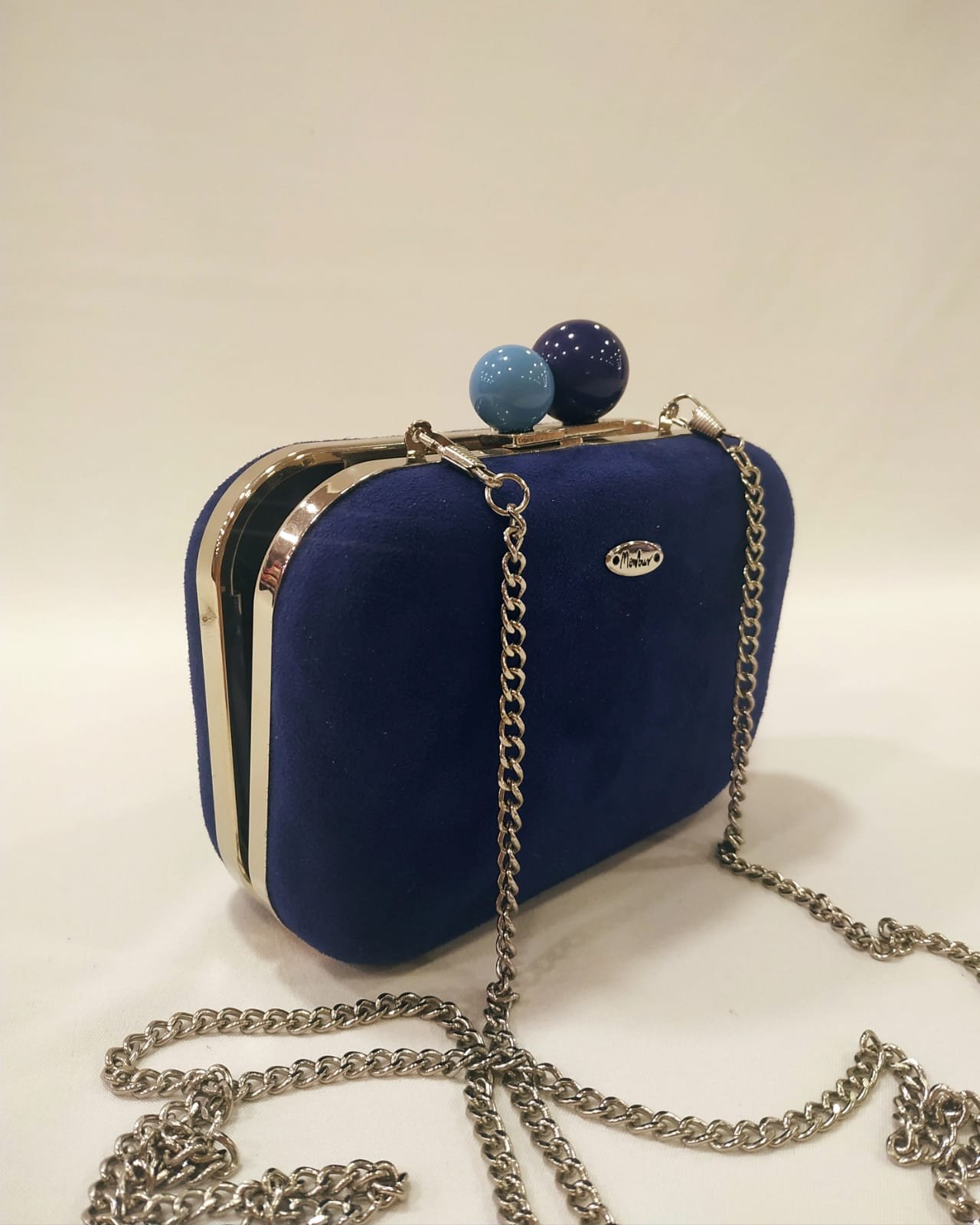 cartera-mano-cluthc-azul-menbur-bolas-klein-tacones-laura-1