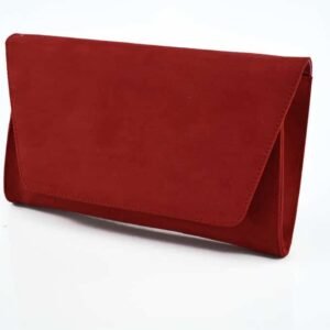 cartera-roja-sobre-daniela-3