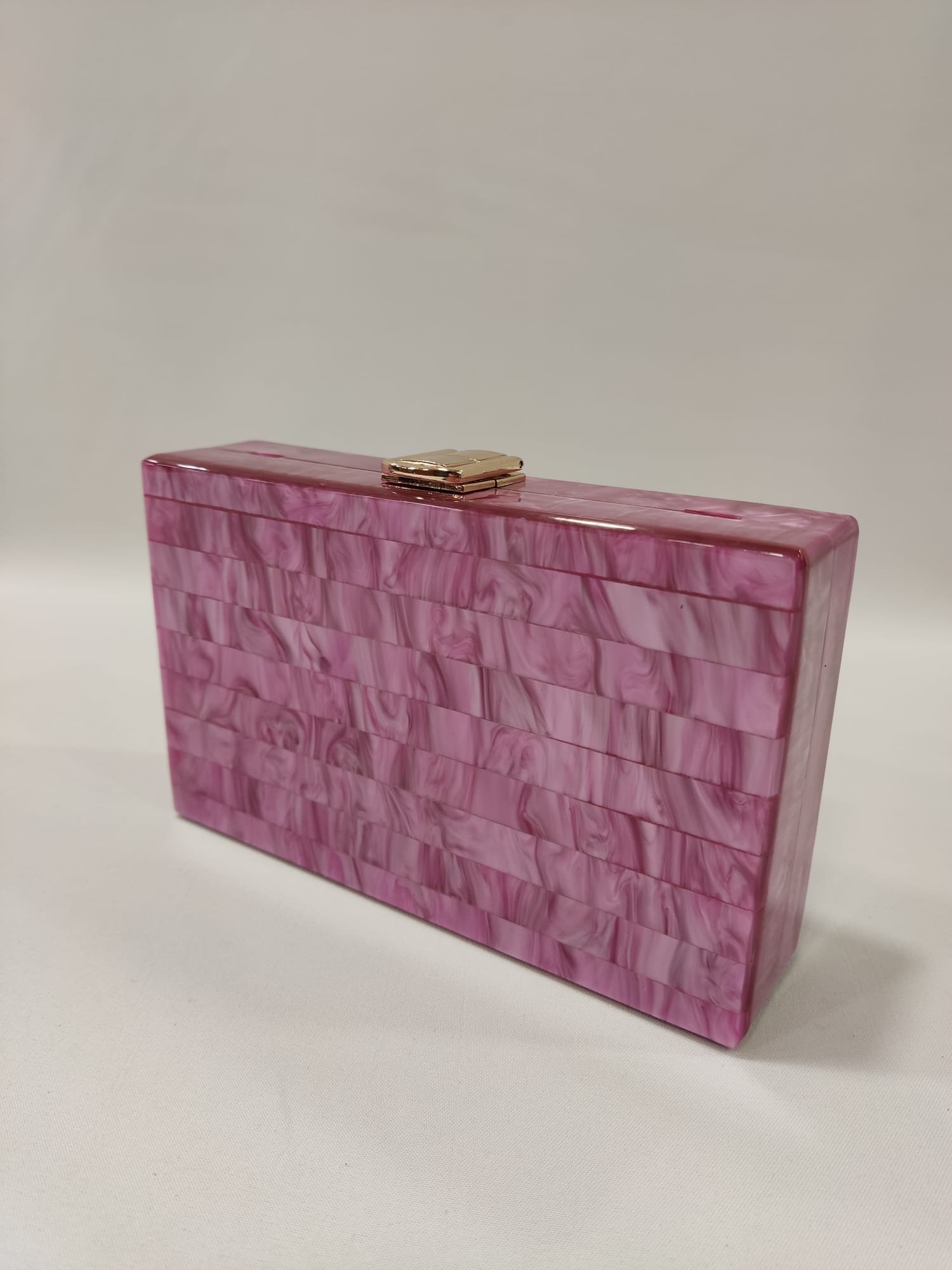 clutch-cartera-mano-rayas-rosa-tacones-laura-10-300-2
