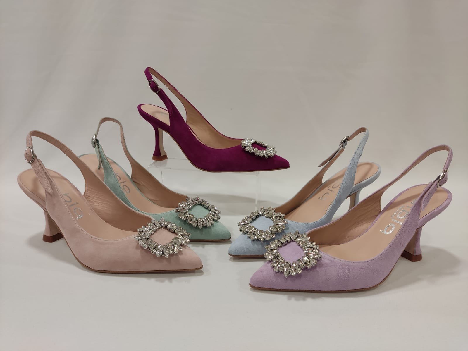 dubai-dibia-tacones-laura-salon-destalonado-adorno-cristal-4