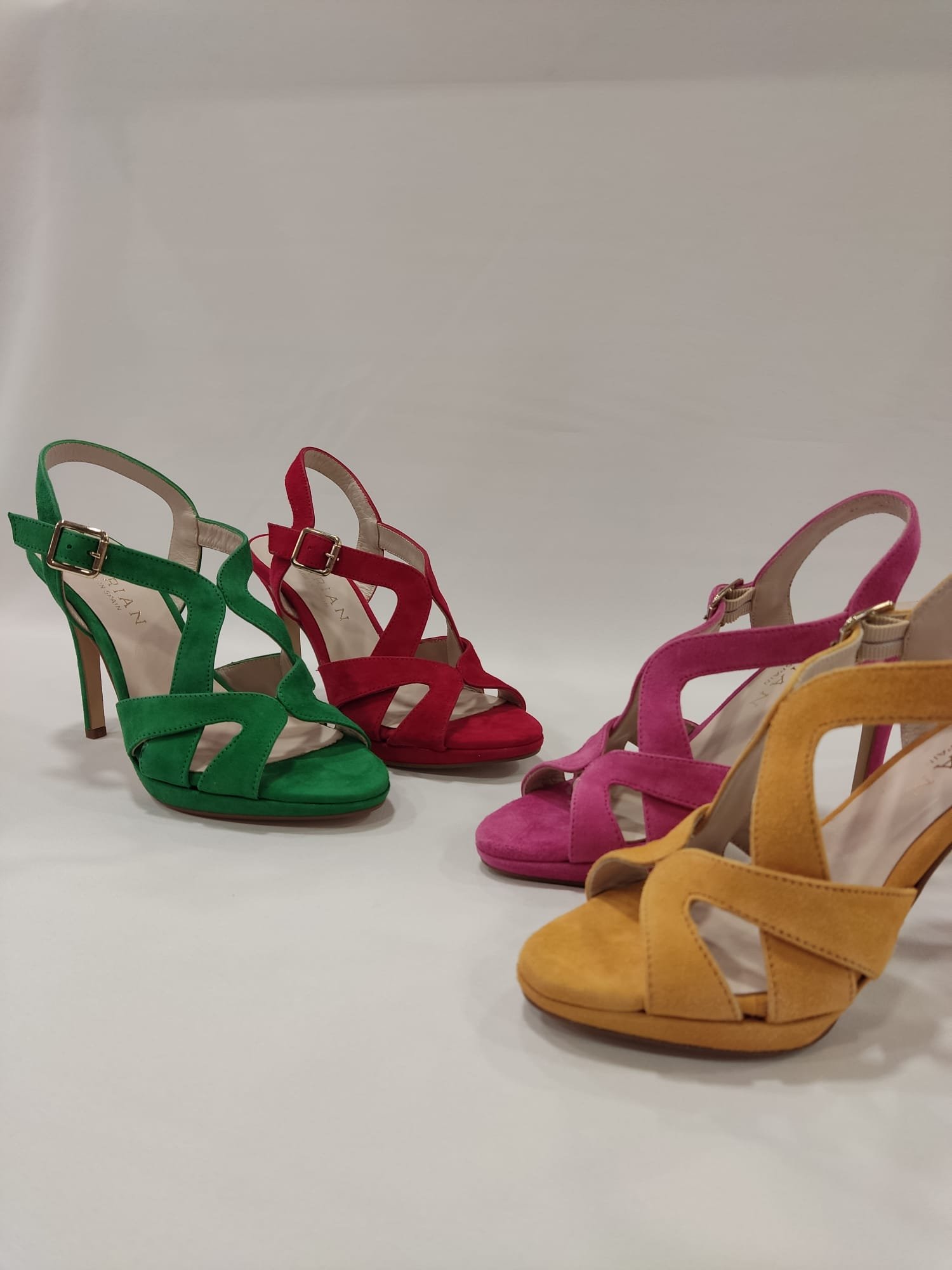 sandalia-emma-marian-tacones-laura-2