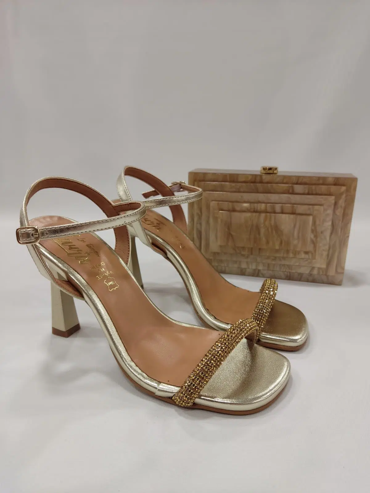 sandalia-neptuno-ltdl-piedras-fiesta-tiras-dorado-oro-negro-3