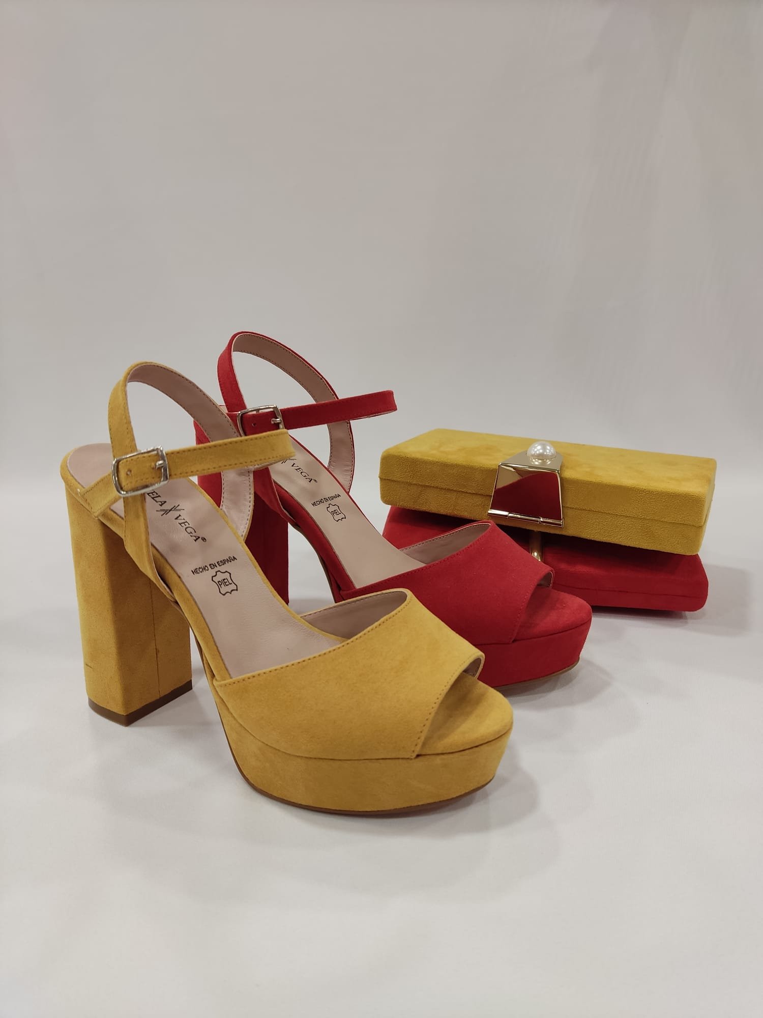 sandalias-greta-tacones-laura-rojo-amarillo-mostaza