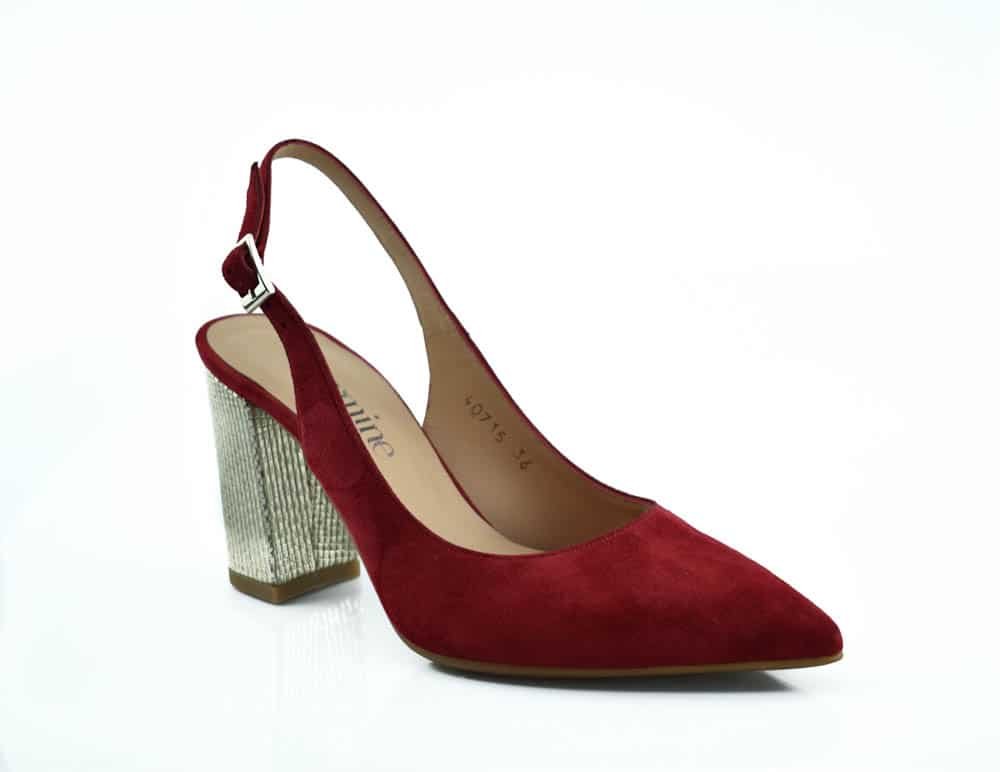 tacon-dorado-karmine-claudia-rojo-3