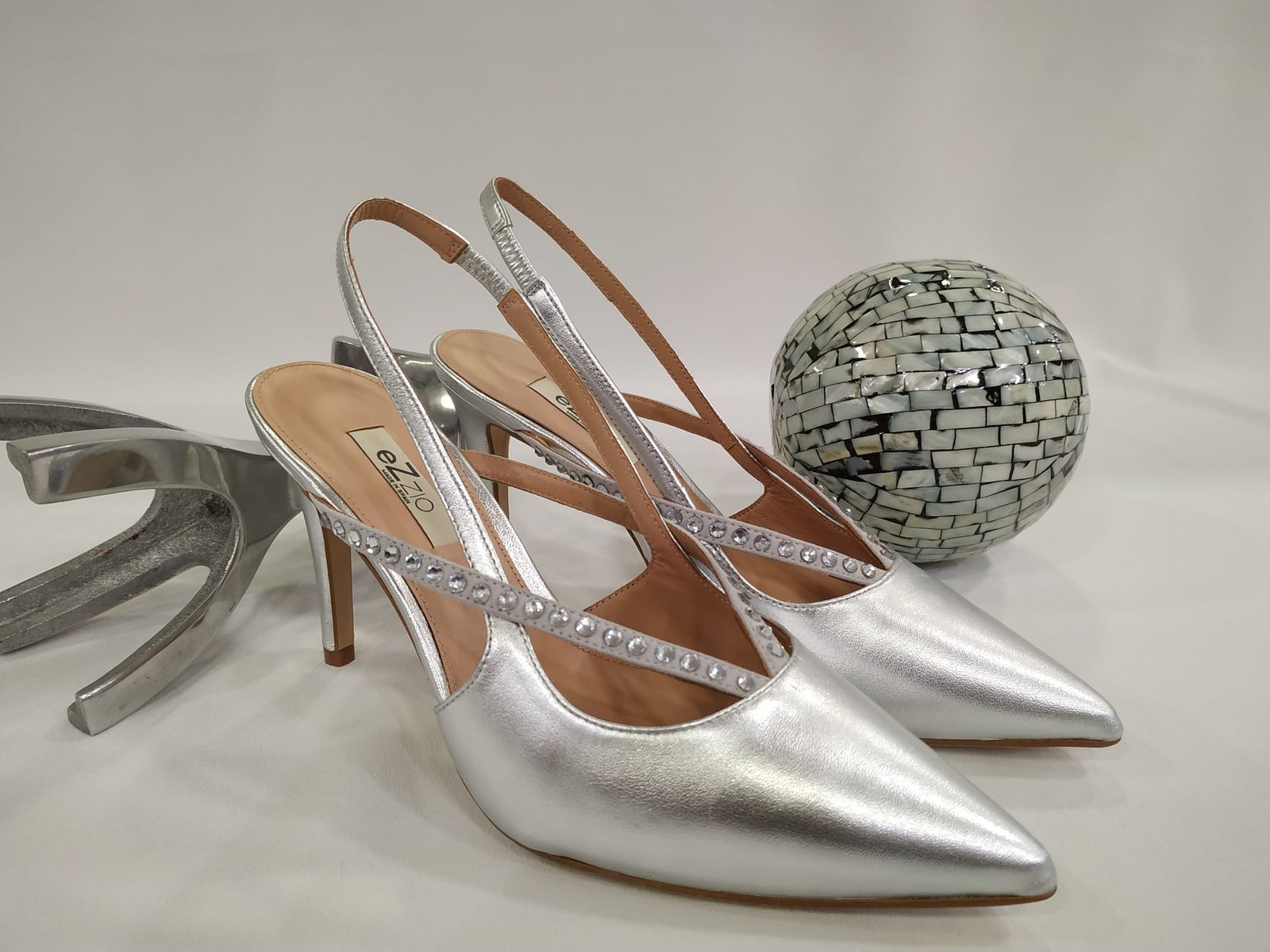 tacon-ezzio-manila-brillantes-plata-1