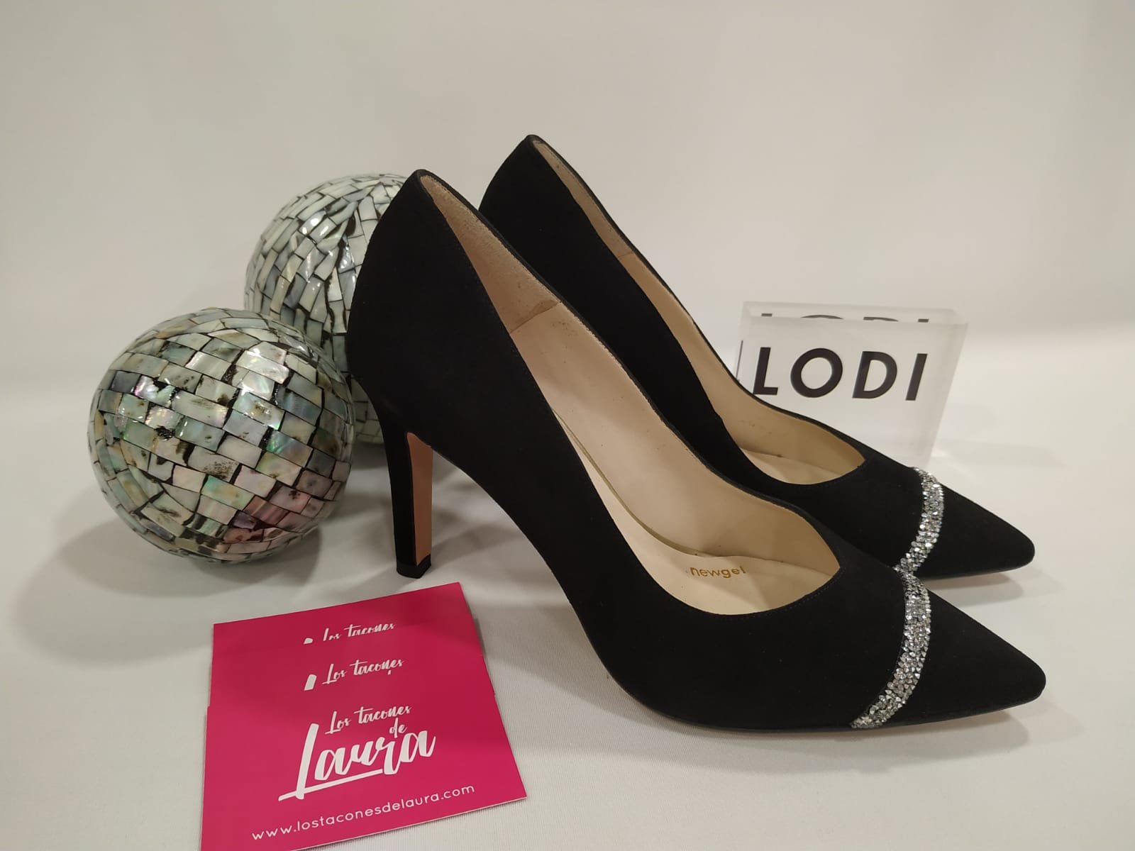 tacon-lodi-rodas-tira-piedras-negro