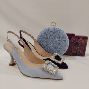 tacones-laura-viena-dibia-morado-celeste-adorno-cristales-cuadrado-marco-3