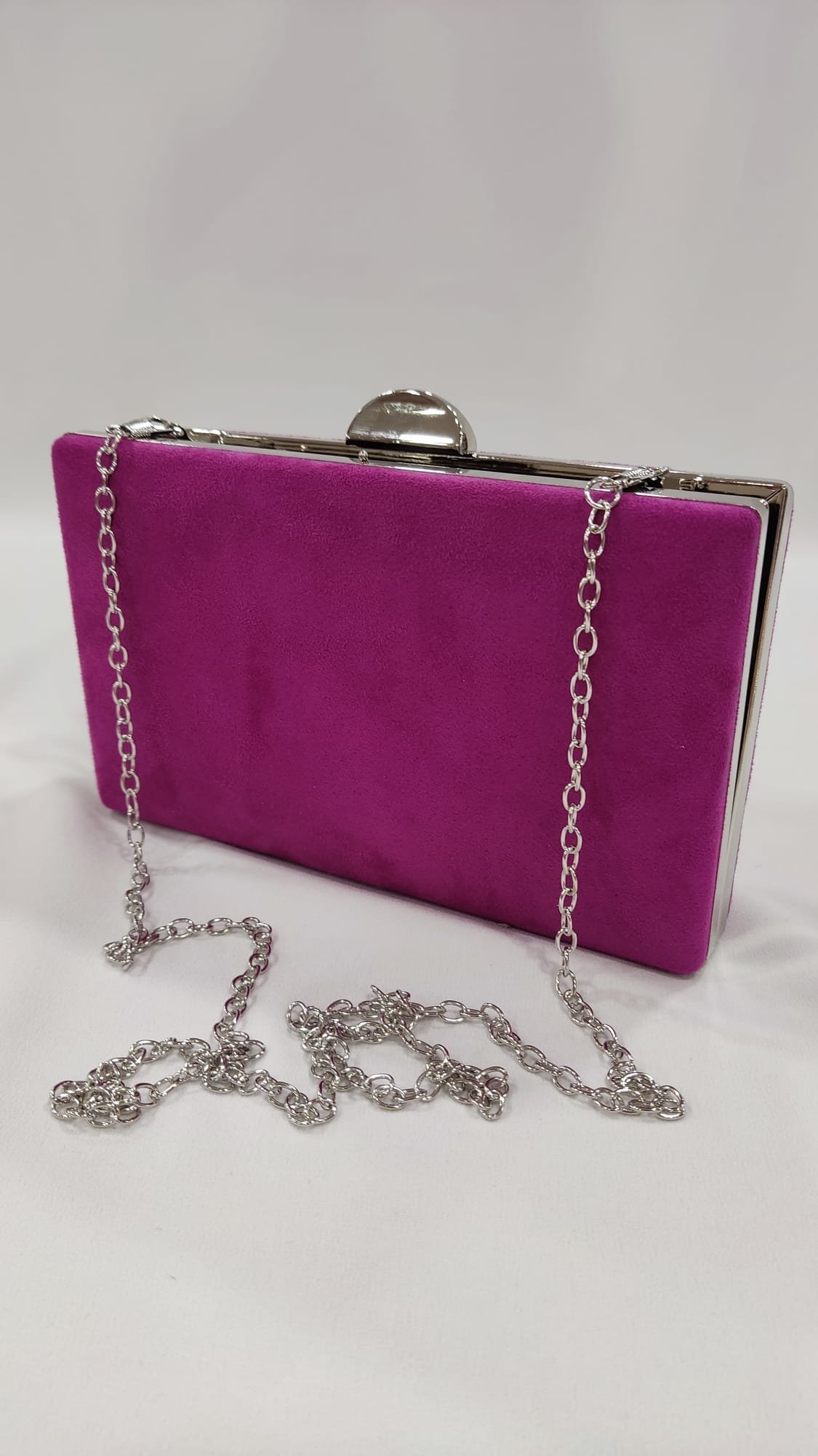 cartera-mano-clutch-liso-tacones-laura-mod-19-152-10