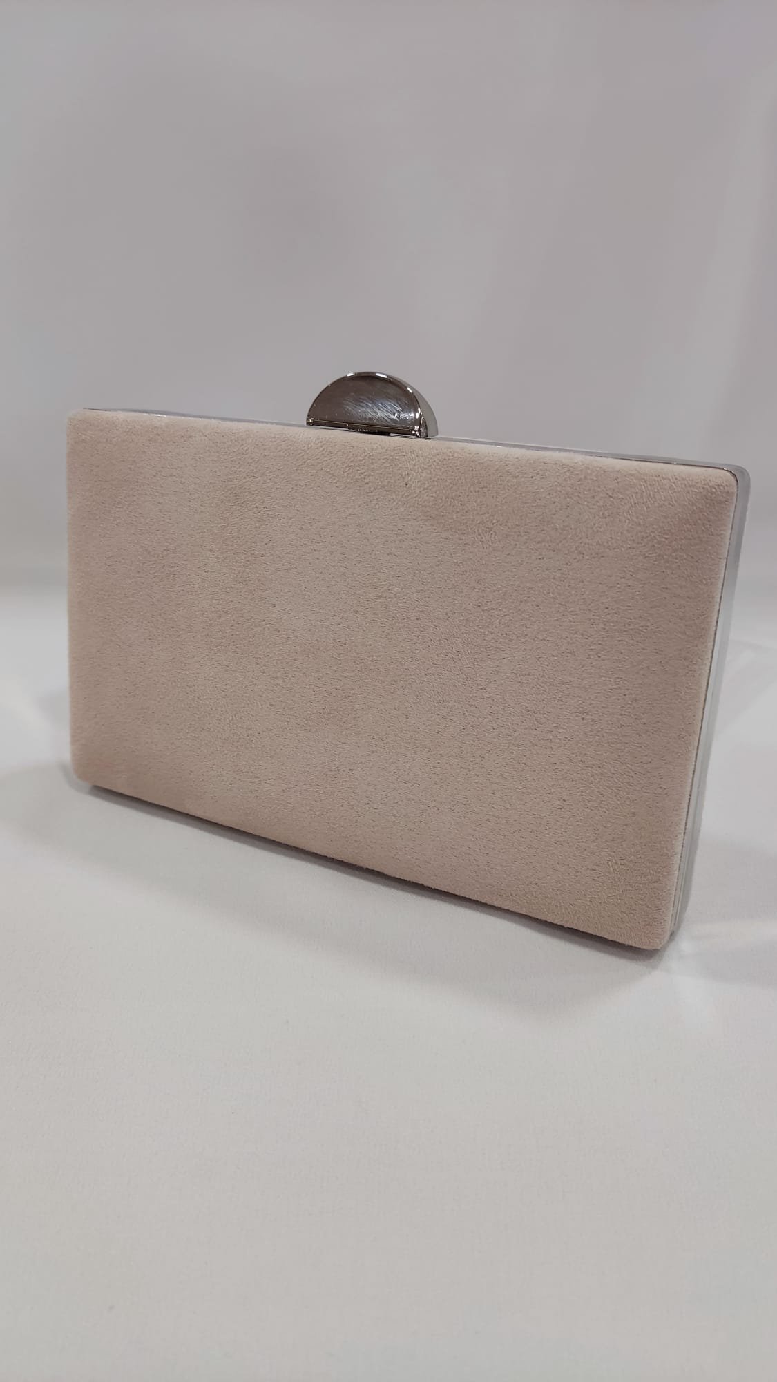 cartera-mano-clutch-liso-tacones-laura-mod-19-152-3