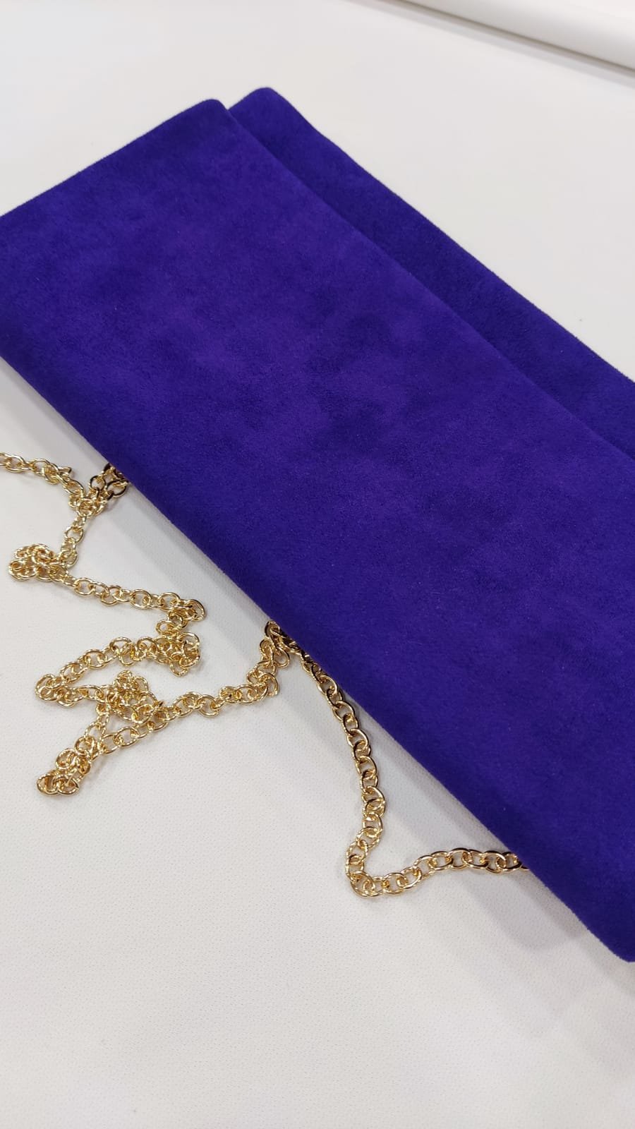 cartera-sobre-antelina-azul-klein-tacones-laura-mod45-04-1