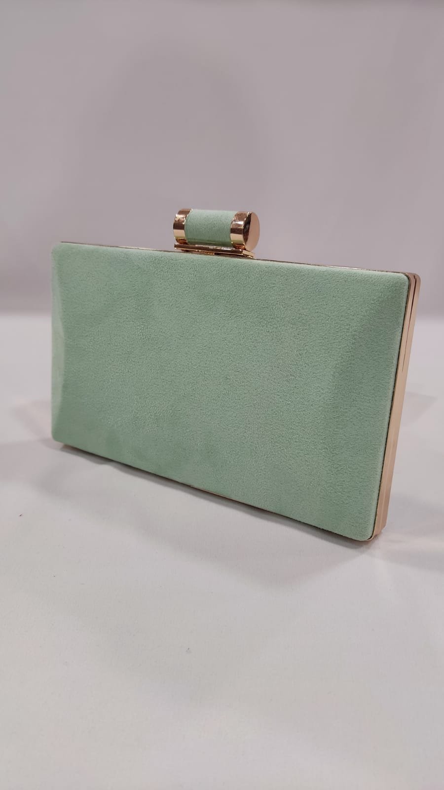 tacones-laura-clutch-cartera-mano-cilindro-capsula-mod19-154-3