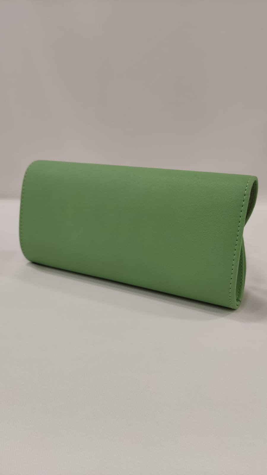 cartera-lisa-tacones-laura-rosa-fucsia-verde-buganvilla-mod-15-28-4