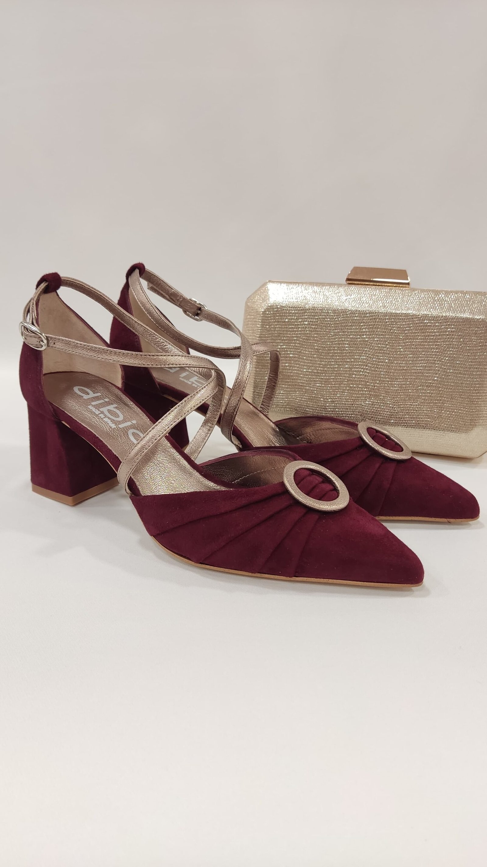 florencia-tacones-laura-aro-ante-dibia-4