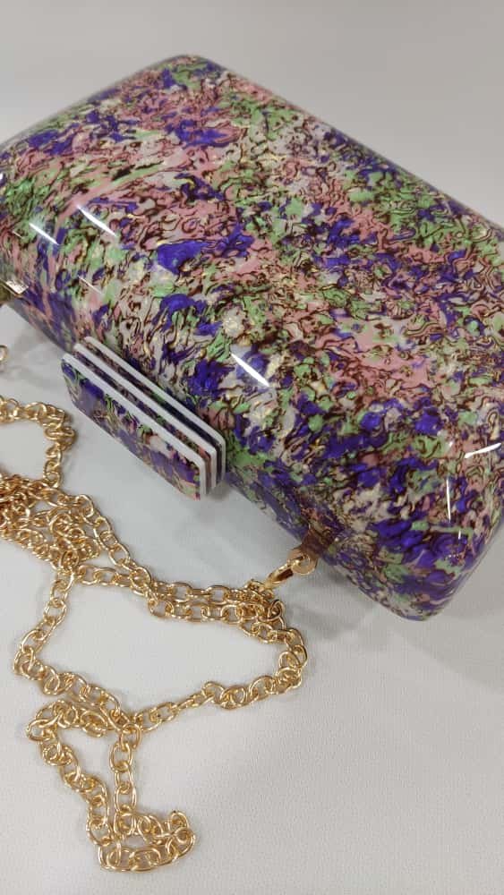 cartera-clutch-anacarada-redondeada-tacones-laura-mod-40-430-6