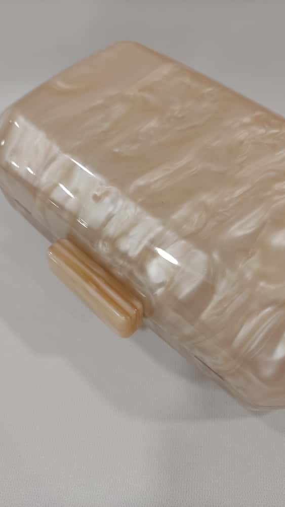 cartera-clutch-tacones-laura-anacarada-nacar-beige-mod-10-433-2