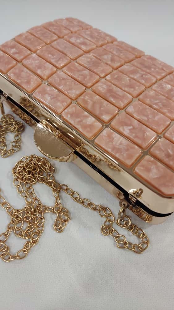 cartera-mano-clutch-tacones-laura-rectangulos-peque-anacarado-coral-mod-12-128-1